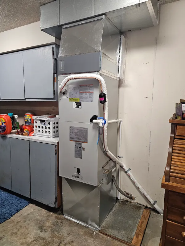 Bosch air handler with clean sheet metal duct installation